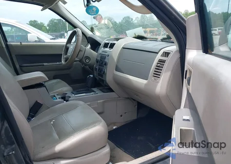 2009 Ford Escape Xlt z USA, uszkodzony, nr VIN 1FMCU03G99KA16639